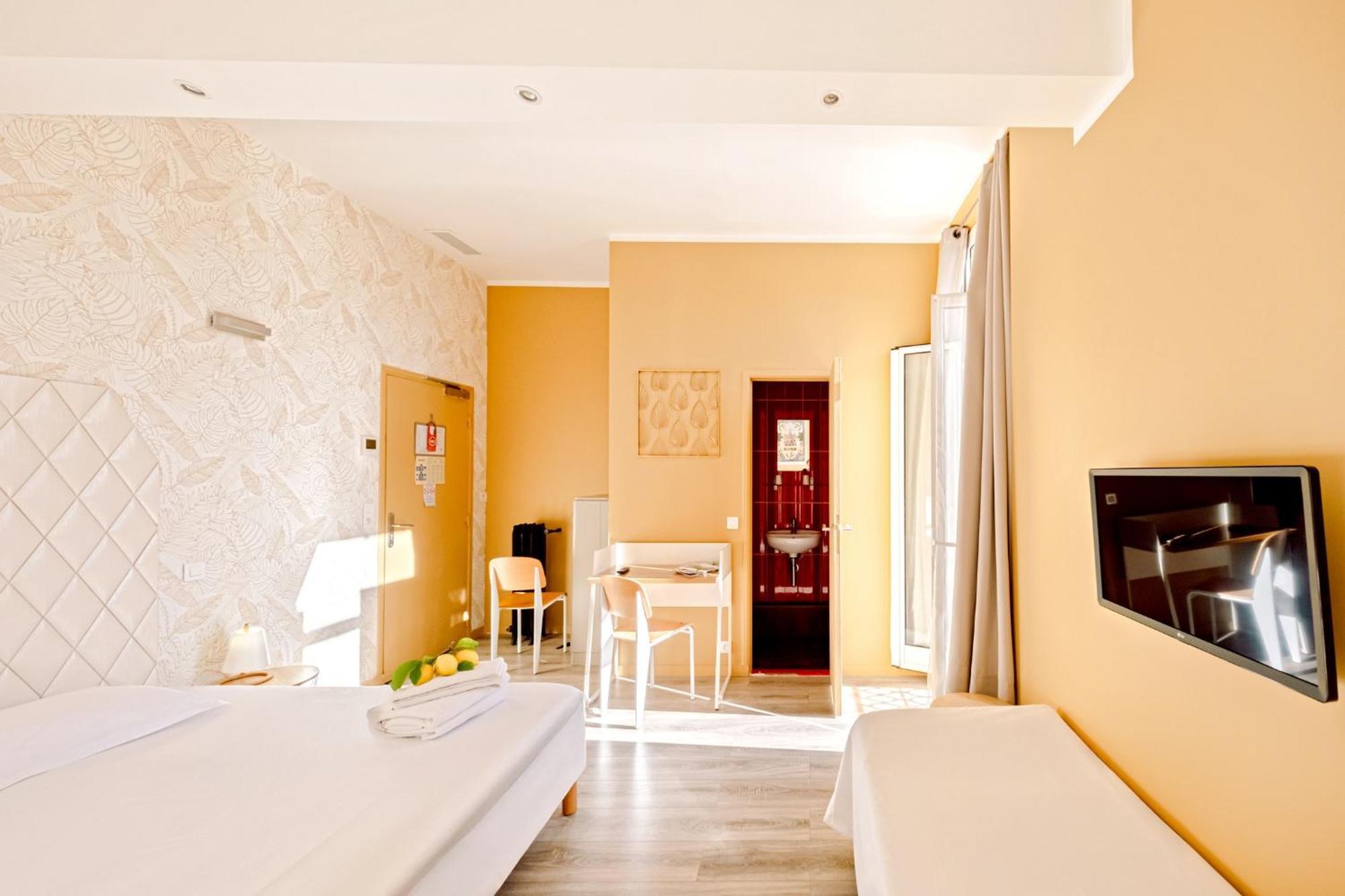 Hotel Lemon Menton Luaran gambar